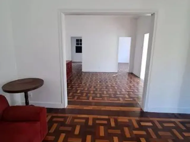 Imagem 12: Casa Ampla e Ensolarada no Centro de Petrópolis