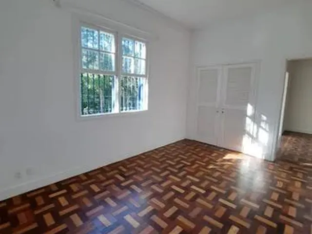 Imagem 13: Casa Ampla e Ensolarada no Centro de Petrópolis