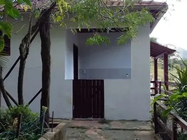 Imagem 1: Casa de 2 Quartos com Quintal no Quitandinha