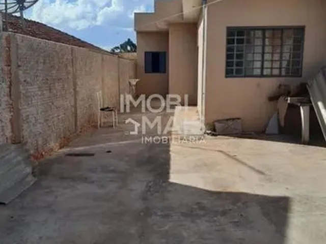 Imagem: Casa com 03 Quartos para Venda