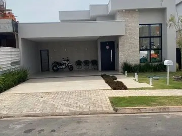 Imagem: Casa À Venda no Bairro Ribeirão do Lipa