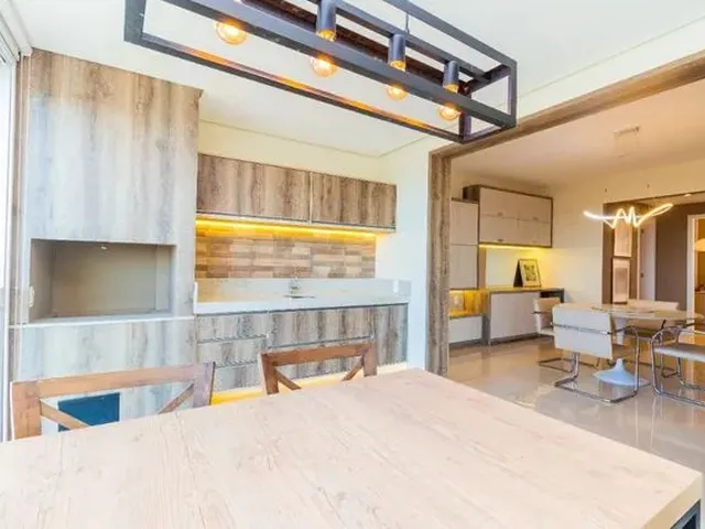 Imagem: Apartamento com 4 Dormitórios À Venda