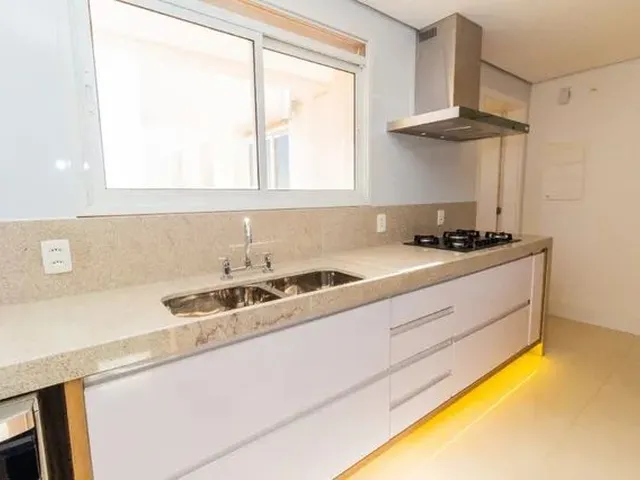 Imagem 15: Apartamento com 4 Dormitórios À Venda, 166 M² por R$ 1.980.000,00 - Mossunguê