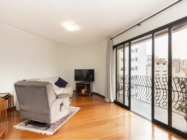 Imagem: O apartamento possui 4 Dormitórios, 2 Suítes, 5