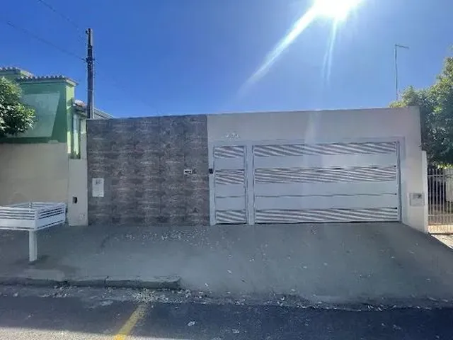 Imagem: Casa com 3 Dormitórios À Venda, 250 M²