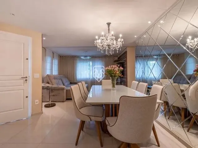 Imagem: Casa a Venda com 03 Suítes, no Bairro Mercês