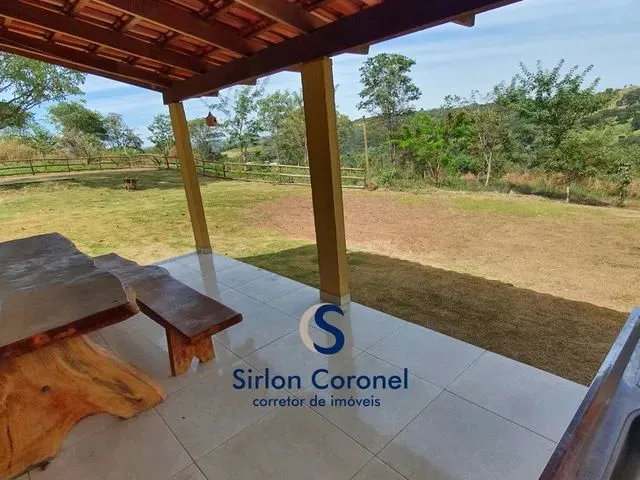 Imagem: Chácara para Venda com 80 Metros Quadrados