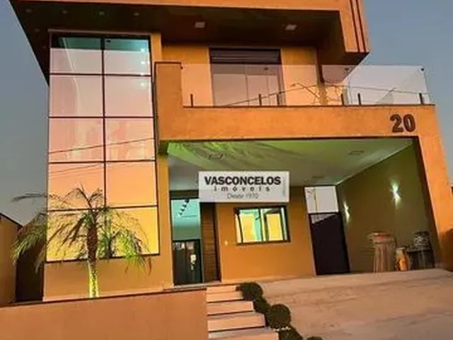 Imagem: Sobrado com 4 Dormitórios À Venda, 223