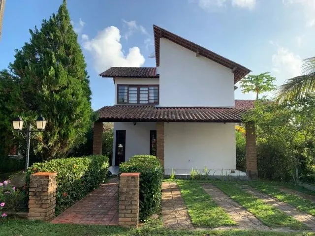 Imagem: A casa possui 3 Dormitórios, 2 Suítes, 1 Banheiro,