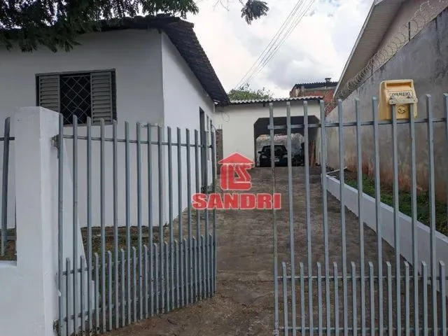Imagem 5: 2 Casas com 3 Dormitórios e 2 Dormitórios À Venda por R$ 420.000 - Parque Industrial