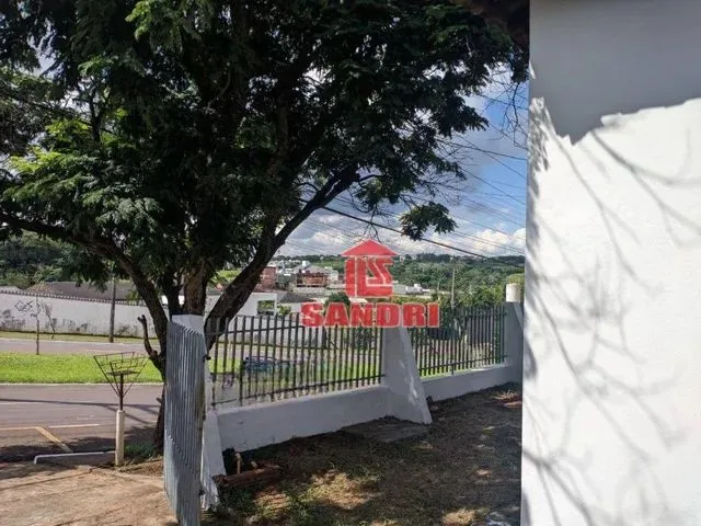 Imagem 8: 2 Casas com 3 Dormitórios e 2 Dormitórios À Venda por R$ 420.000 - Parque Industrial
