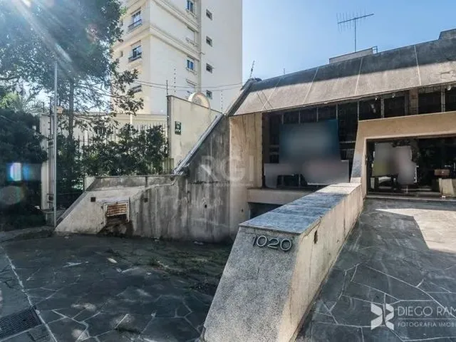 Imagem: Porto Alegre - Casa Padrão - Auxiliadora