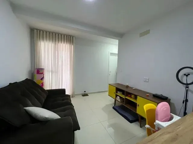 Imagem: Apartamento com 2 Dormitórios À Venda