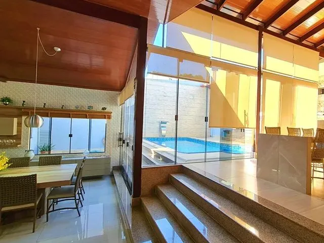 Imagem: Casa para Venda Possui 360 Metros Quadrados