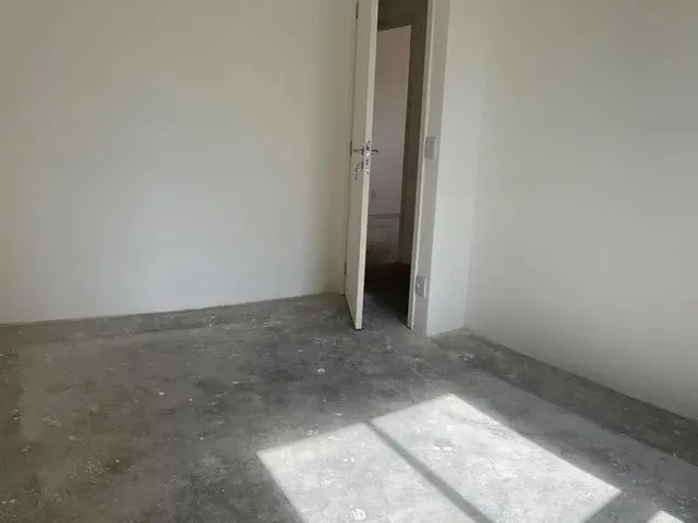 Imagem 12: Apartamento para Venda Possui 88 Metros Quadrados com 3 Quartos em Cidade Industrial - Cur
