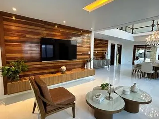 Imagem 13: Linda Casa com Piscina