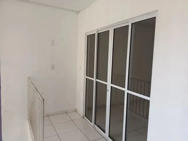 Imagem 3: Casa em Primeiro Andar no Clima Bom, com 3 (Três) Quartos (Aluguel...