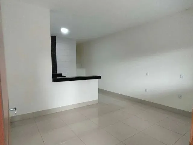 Imagem 5: Casa para Venda Possui 102 Metros Quadrados com 3 Quartos em Parque Eldorado Oeste