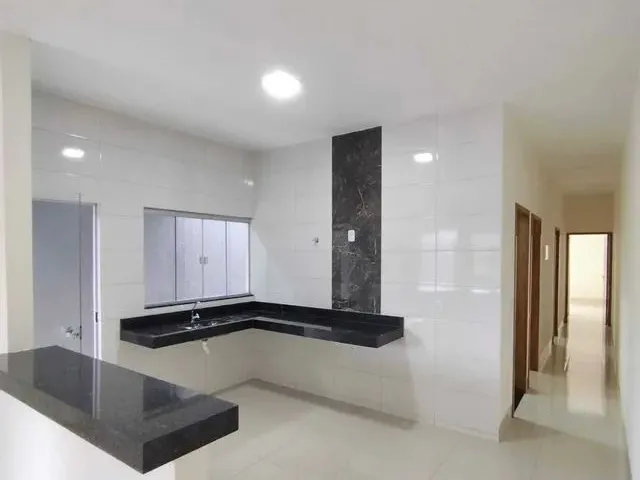 Imagem 6: Casa para Venda Possui 102 Metros Quadrados com 3 Quartos em Parque Eldorado Oeste