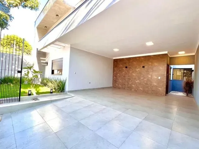 Imagem: Casa com 1 Suíte com Closet e 2 Dormitórios
