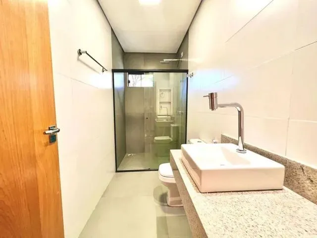 Imagem 15: Casa com 1 Suíte com Closet e 2 Dormitórios À Venda, 128 M² Construção e 183 M2