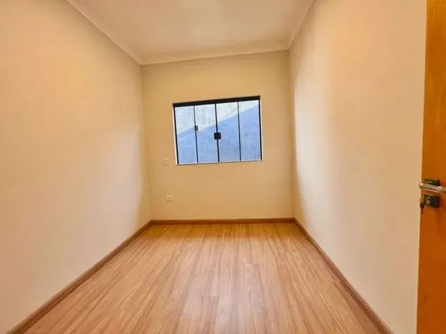Imagem 16: Casa com 1 Suíte com Closet e 2 Dormitórios À Venda, 128 M² Construção e 183 M2
