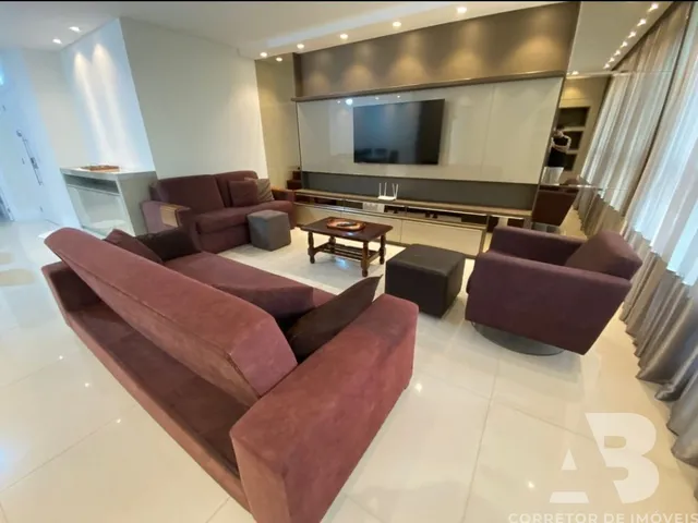 Imagem 12: Imóvel de Luxo no Centro de Balneário Camboriú-Sc: 3 Quartos, 3 Suítes, 3 Salas, 4 Vagas de Garagem, 230M² de Área