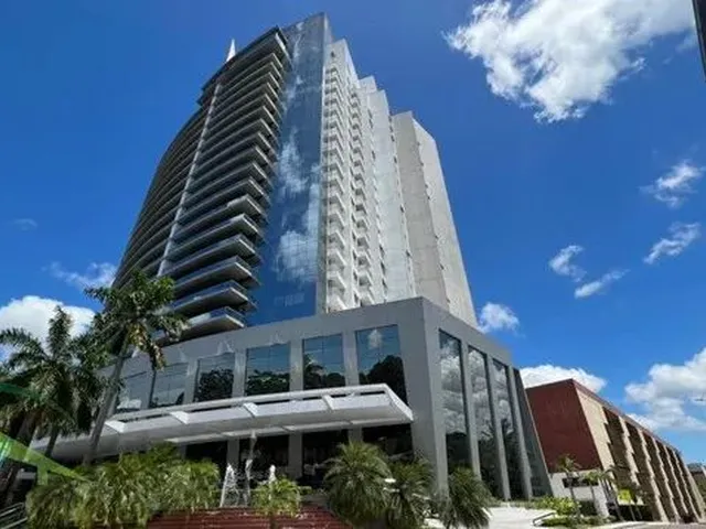 Imagem: Cristal Tower - Sala 40M2 em Adrianópolis