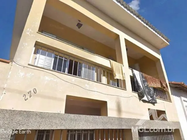 Imagem 4: Alfenas/Mg - Casa de 2 Pavimentos no Centro