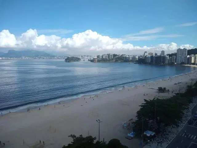 Imagem: Apartamento de 3 Quartos de Frete para a