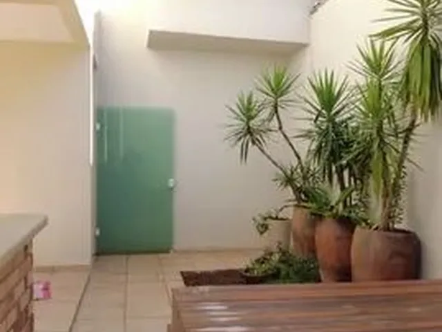 Imagem 4: Venda Casa com 3 dormitórios