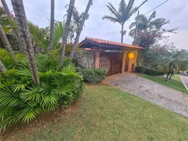 Imagem: Casa Térrea À Venda em Condomínio de