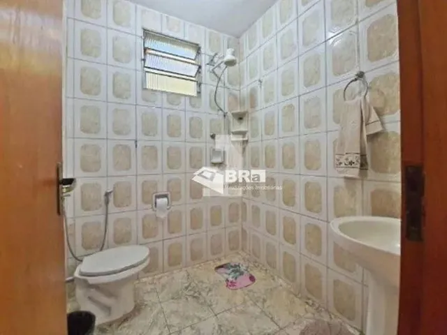 Imagem: Casa Á Venda com 2 Quartos, 1 Edícula