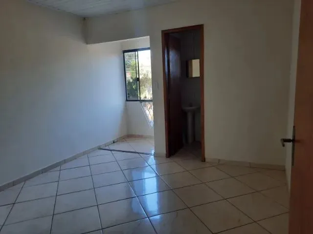 Imagem 2: Sobrado para Aluguel, 3 Quartos em Jardim Colonial