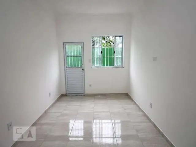 Imagem: Casa para Aluguel - Irajá, 2 Quartos, 60
