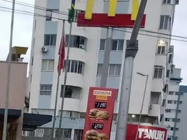 Imagem: Divido Ap Criciuma Centro P 1 Rapaz