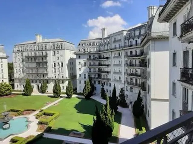 Imagem: Lindo Apartamento Condominio Place Des Vosges