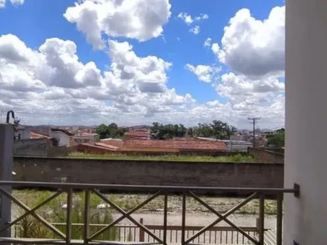Imagem 16: Alugo Casa Tipo Duplex com 3 Quartos Sendo 1 Suíte no Bairro Muchila 1 - Feira de Santana