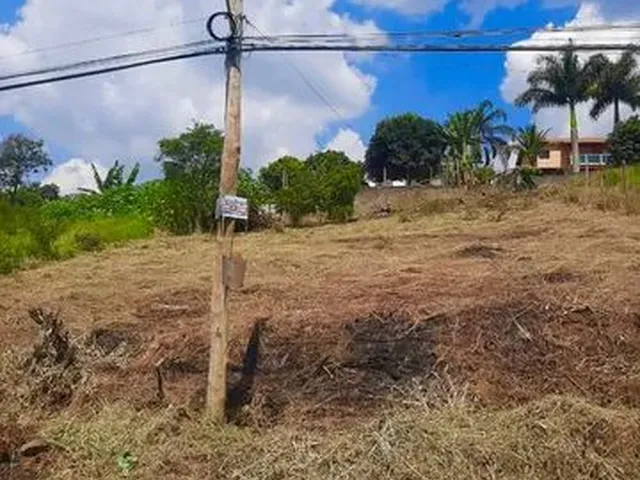 Imagem: O terreno possui 750m² de Área e está localizado em