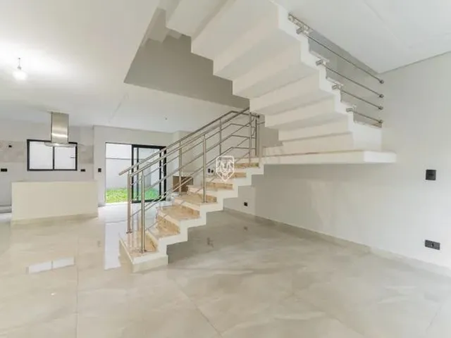 Imagem 10: Casa em Condomínio Fechado, 04 Suítes, Hidromassagem, Uberaba, Curitba