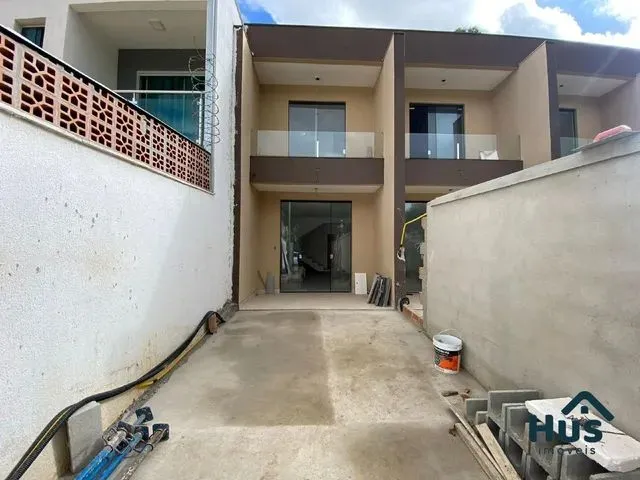 Imagem: Oportunidade! Casa Geminada Independente