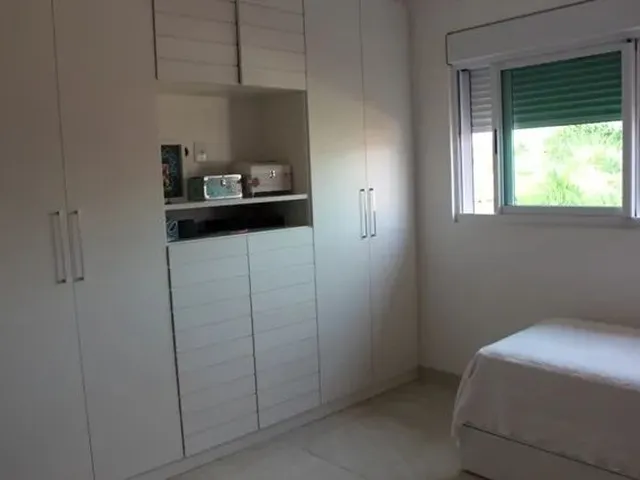 Imagem 6: Casa com 4 Dormitórios À Venda em Contagem