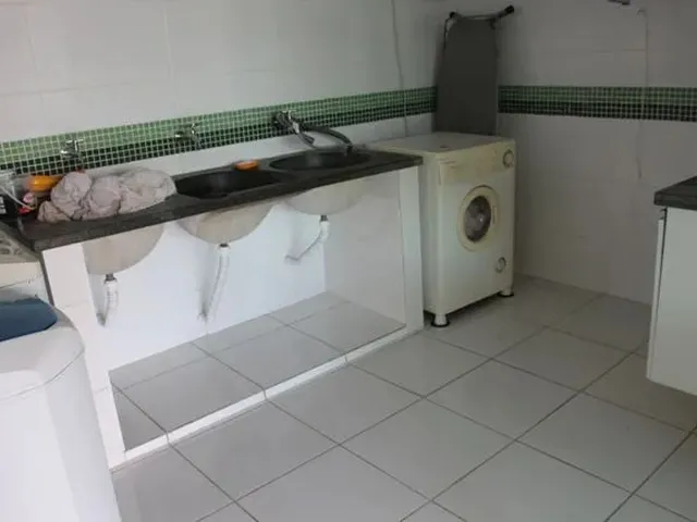 Imagem 16: Casa com 4 Dormitórios À Venda em Contagem