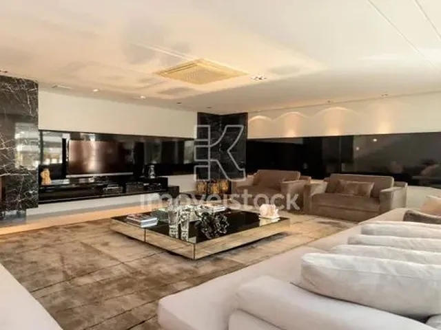 Imagem 9: Casa Emocionante com Design Espetacular!