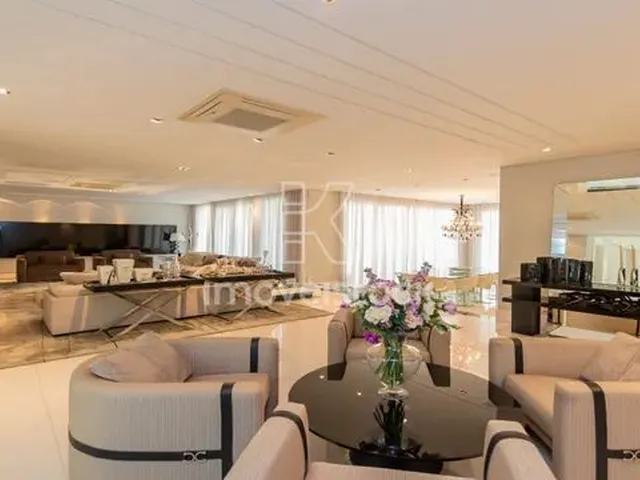 Imagem 10: Casa Emocionante com Design Espetacular!