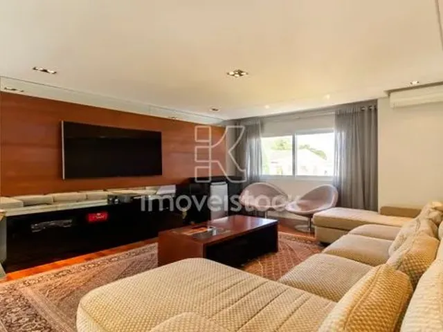 Imagem 13: Casa Emocionante com Design Espetacular!