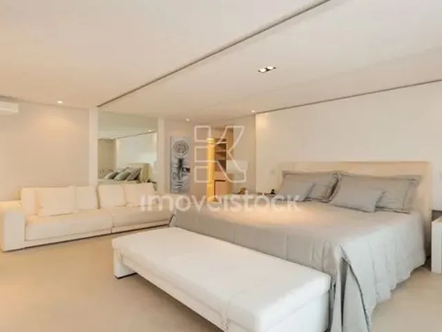 Imagem 16: Casa Emocionante com Design Espetacular!