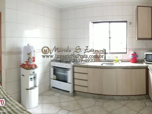 Imagem 5: Apartamento 4 Dormitórios para Temporada em Itapema / Sc no Bairro Meia Praia