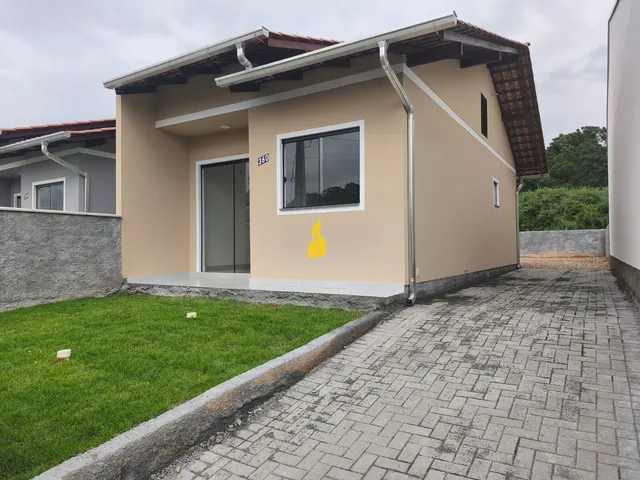 Imagem: Casa com 02 Dormitórios no Bairro Arapongas