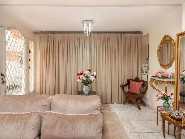 Imagem 7: Casa À Venda em São Paulo, Campo Belo, com 4 Quartos, 350M²